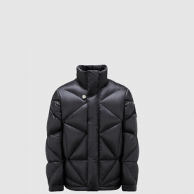 [MONCLER-몽클레어] 오크 쇼트 다운 재킷