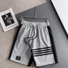 [THOM BROWNE-톰브라운]TB 쓰리 라벨 2025년 신상 캐주얼 반바지