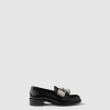 [PRADA-프라다] 메탈 디테일이 돋보이는 브러시드 가죽 로퍼 1D